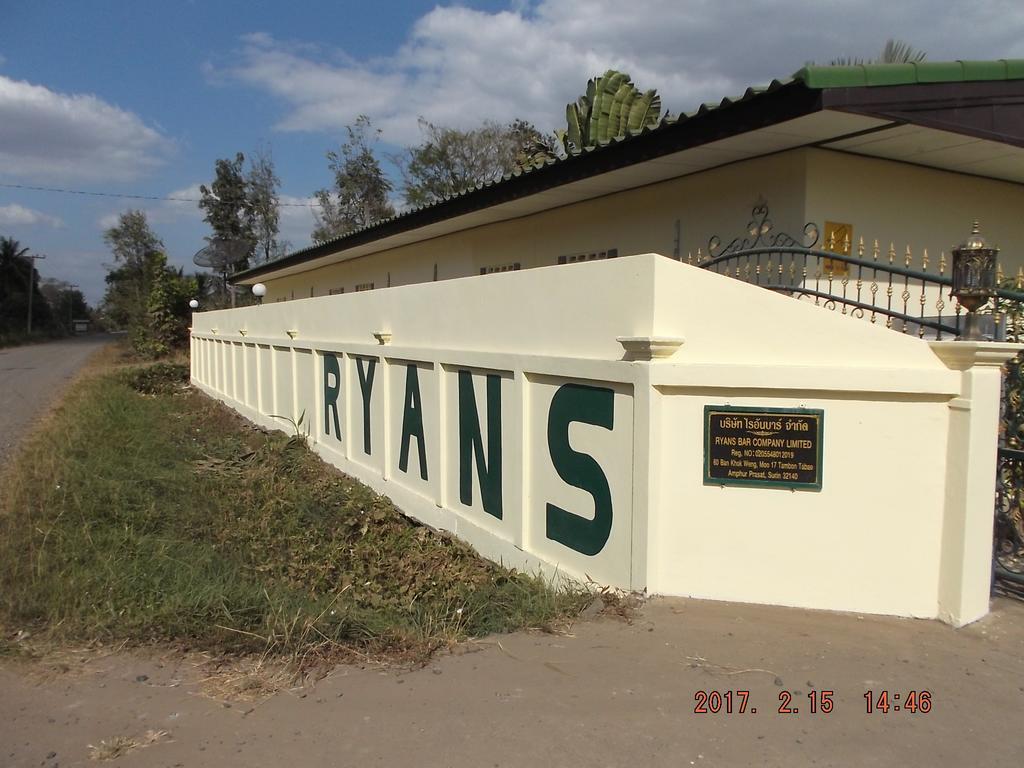 Ryans Resort Prasat Zewnętrze zdjęcie